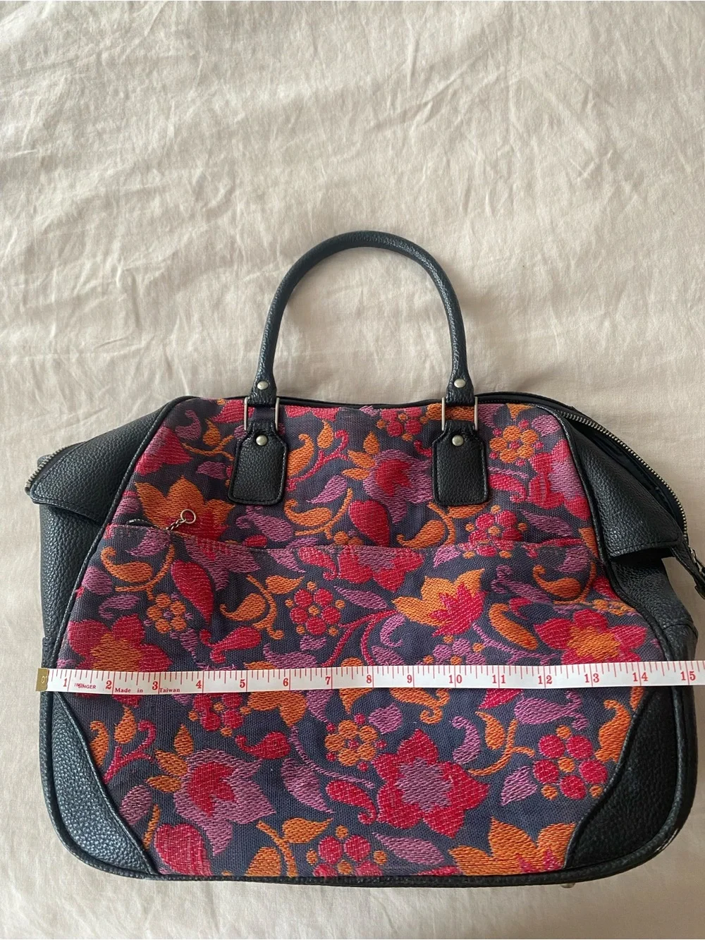 Vintage 70’s Floral Tapestry Travel Tote Bag Rare